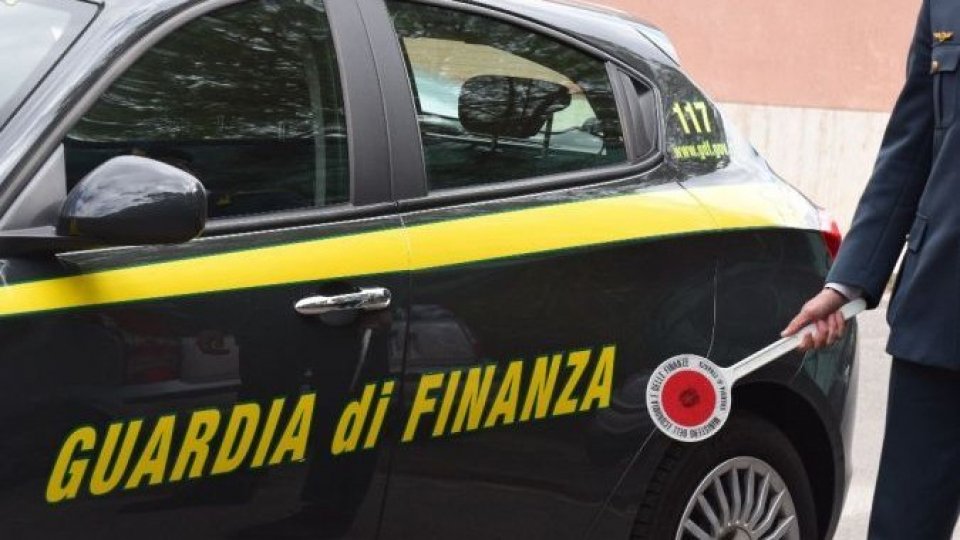 Contrabbando di gasolio, amministratore di società sammarinese denunciato a Forlì