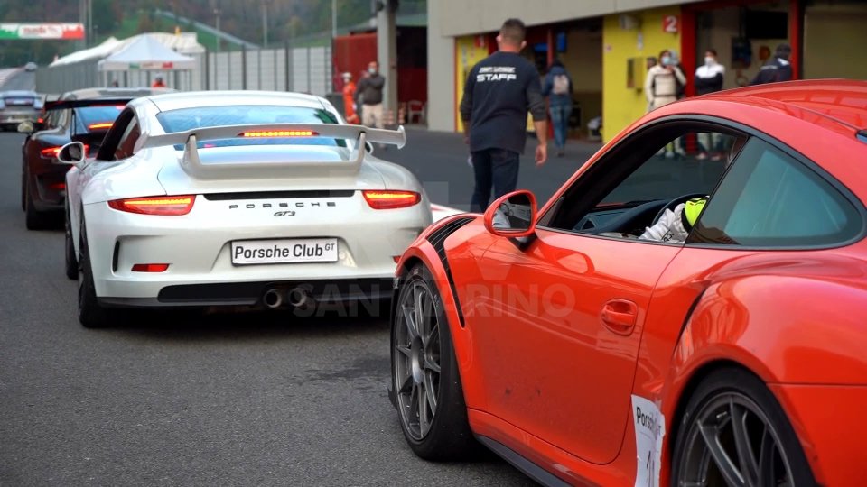 Al Mugello lo spettacolo del Porsche Club GT 2020