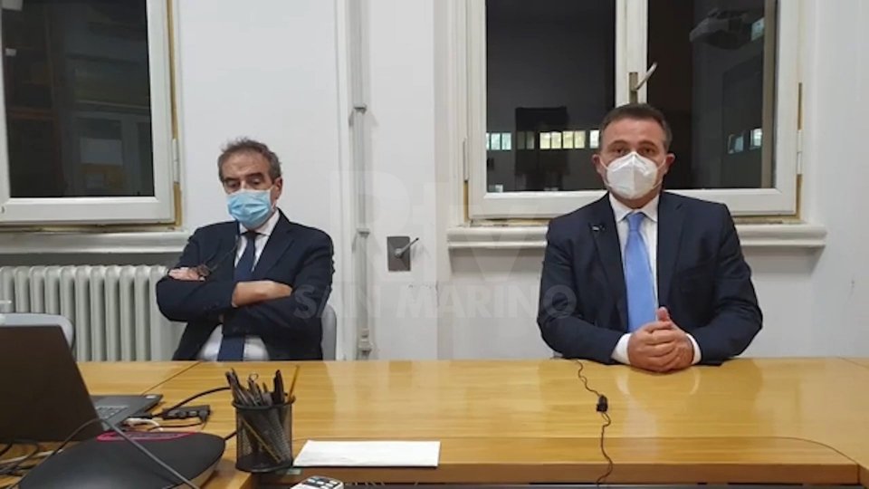 Nel video gli interventi di Raffaele Donini, assessore alla Sanità dell'Emilia Romagna, e di Pierluigi Viale, direttore malattie infettive Sant'Orsola di Bologna