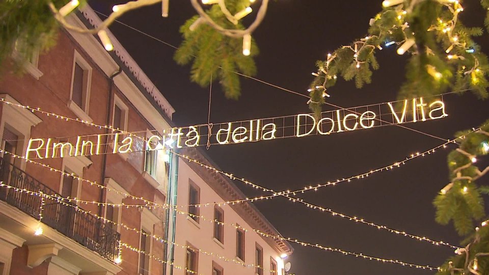 Natale2020: luminarie a spese del comune di Rimini, “Un’azione a sostegno dei nostri negozi e artigiani”