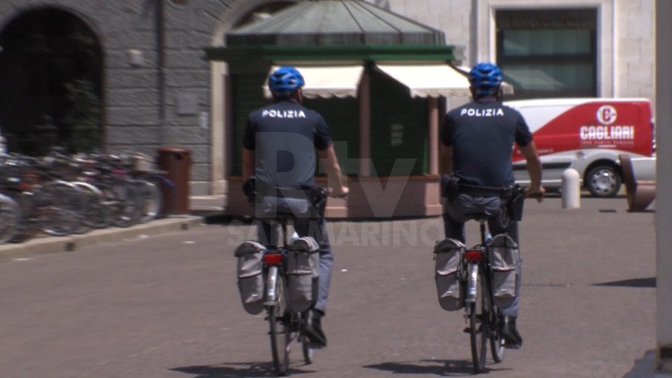 Agenti della Polizia di Rimini