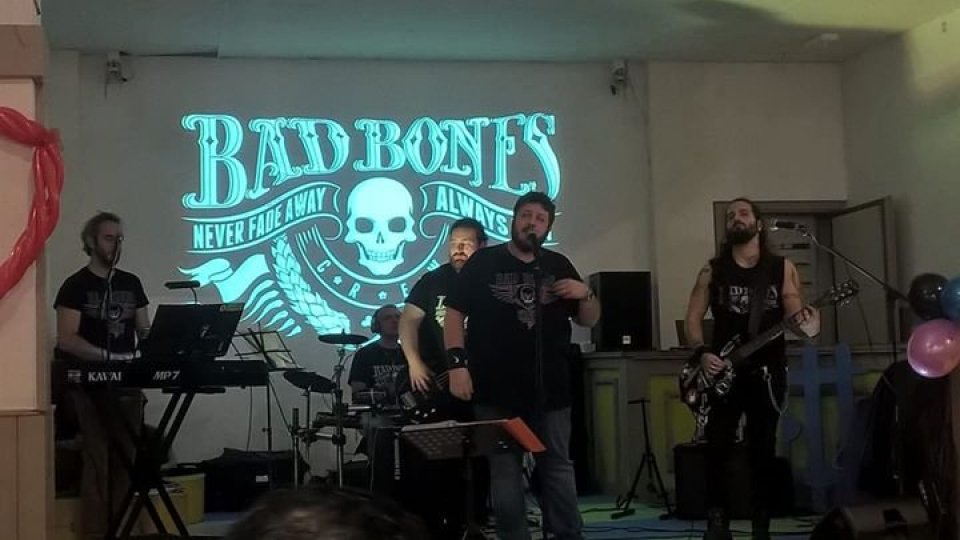 "Bad Bones Crew" Fuori dal Buio