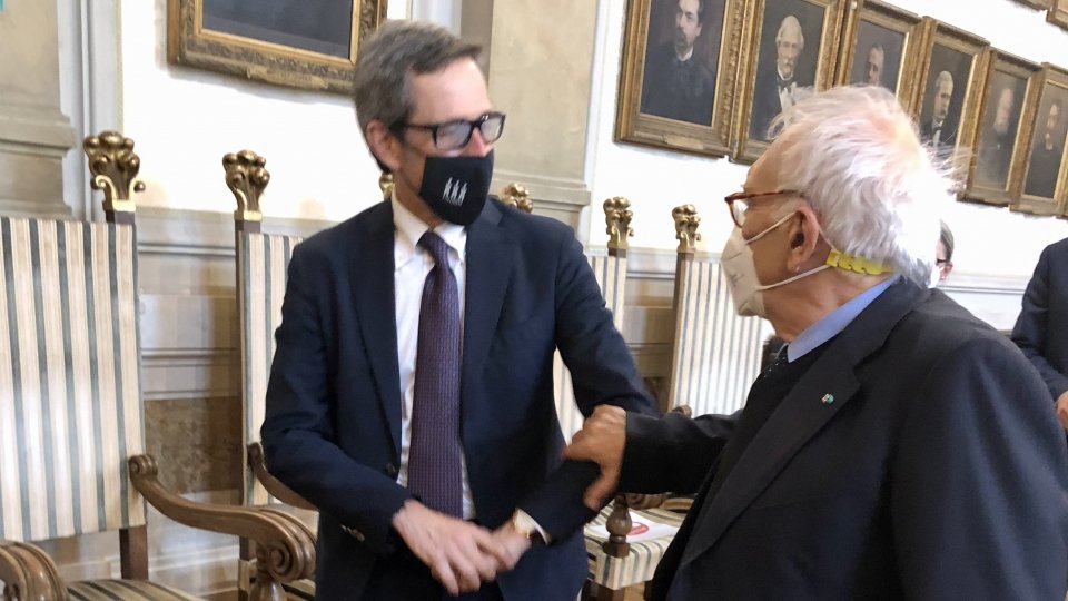 Il Segretario di Stato per l’Istruzione e la Cultura della Repubblica di San Marino Andrea Belluzzi ha incontrato in un clima di rinnovata amicizia il Ministro dell’Istruzione della Repubblica Italiana Patrizio Bianchi