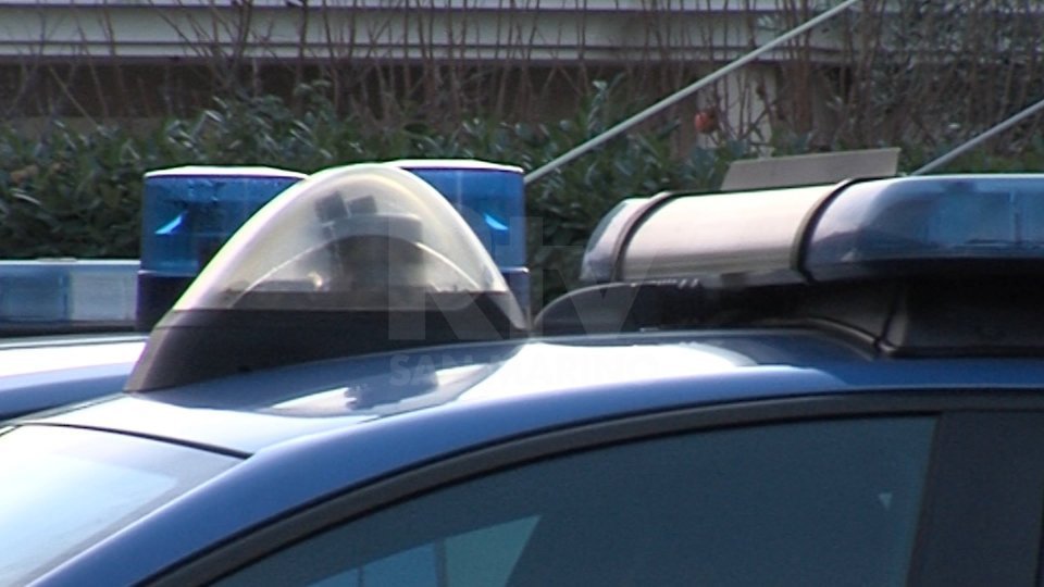Rimini, trovato cadavere in un camper: indaga la polizia