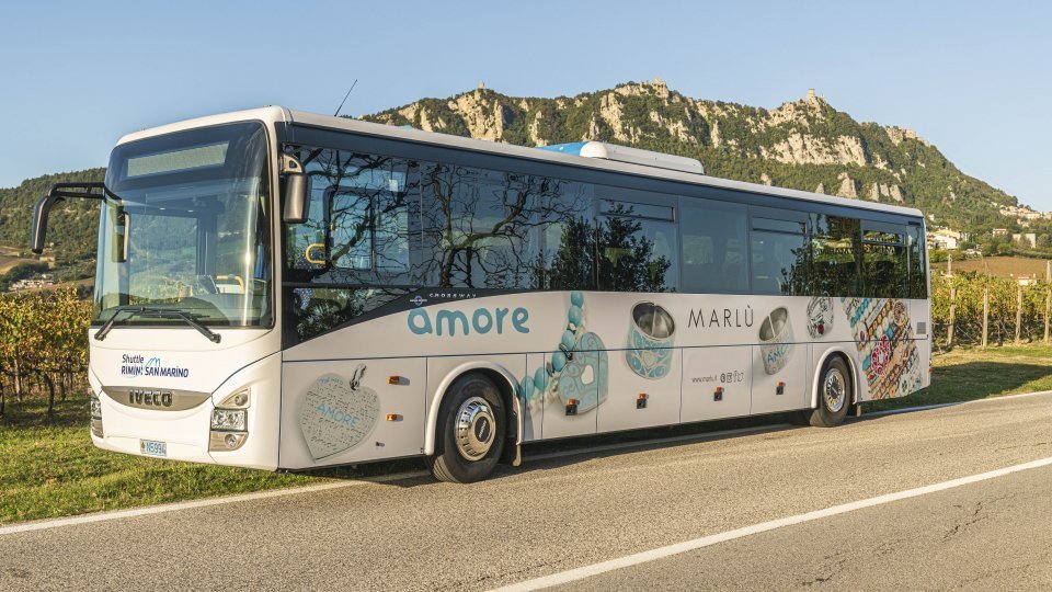 Trasporto scolastico “San Marino - Riccione”: pronti i tesseri di riconoscimento