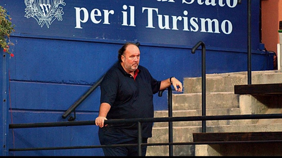 È morto Giampiero Galeazzi, lo storico giornalista RAI. Fu anche la voce degli Internazionali di Tennis di San Marino