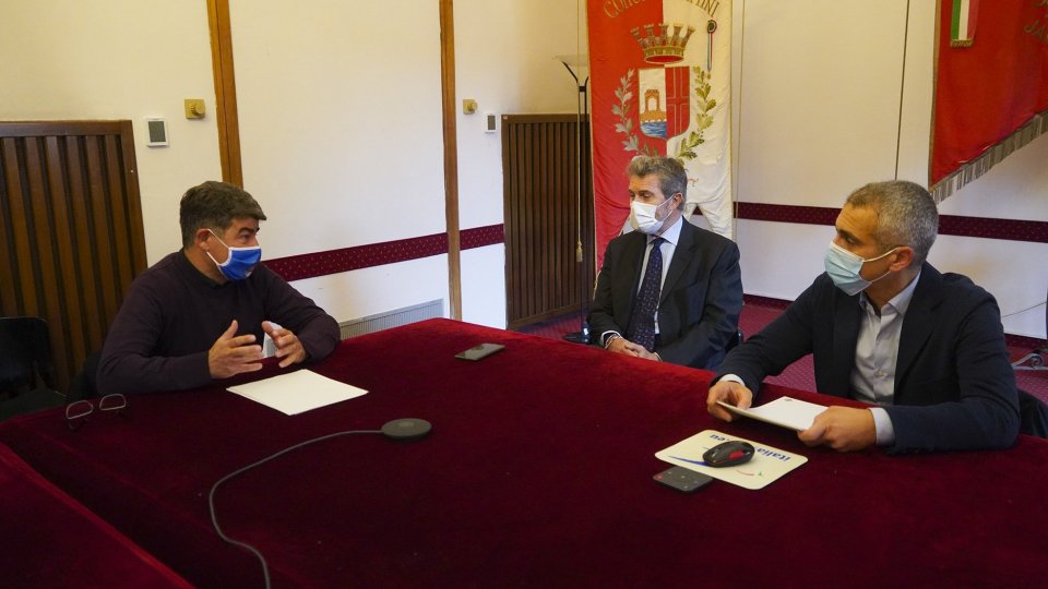 Il sindaco Jamil Sadegholvaad e l’Ass.re allo Sport Moreno Maresi incontrano Sergio Franco, il nuovo capo Delegazione FIGC per la Provincia di Rimini