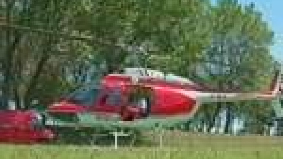 L'elicottero dei Vigili del FuocoUn elicottero a disposizione dei Vigili del Fuoco