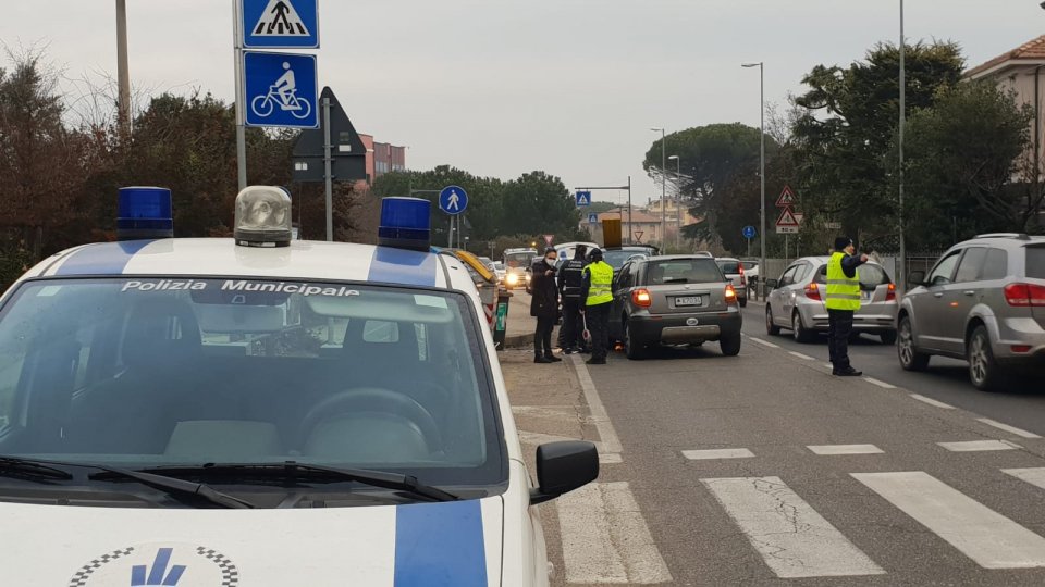 Polizia Locale Rimini: nel 2021, 32 incidenti per guida in stato di ebrezza, ritirate 144 patenti