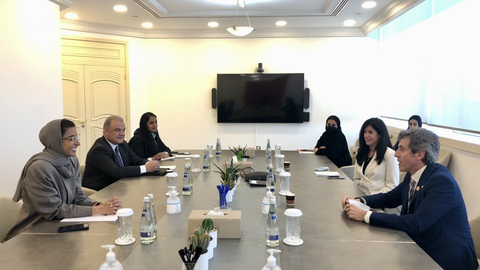 Il Segretario di Stato per l’Istruzione e la Cultura Andrea Belluzzi ha incontrato ad Abu Dhabi il Ministro della Cultura e della Gioventù Noura Al Kaabi
