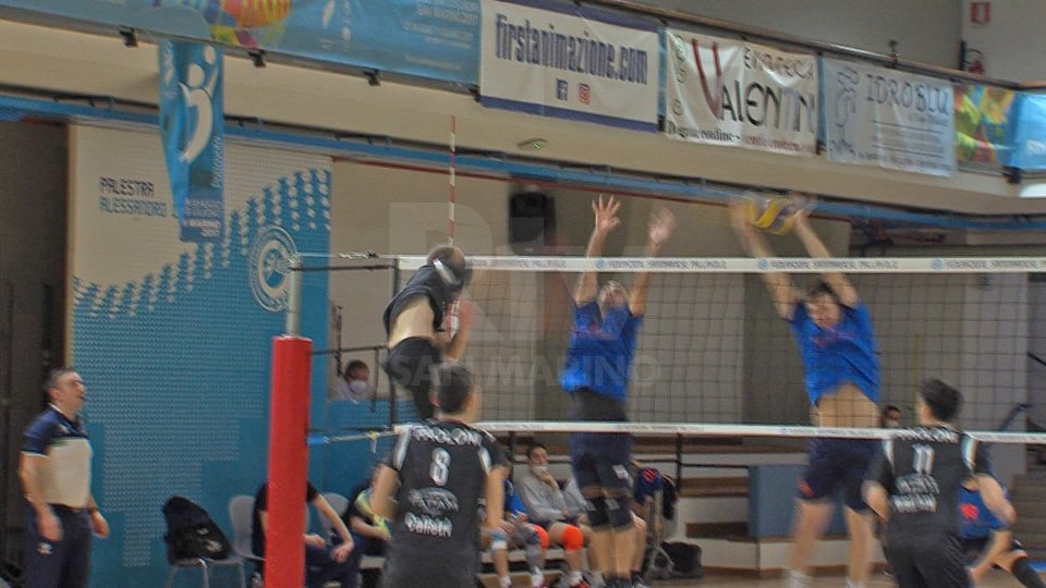 Volley: la Titan Services strappa un punto alla capolista Macerata