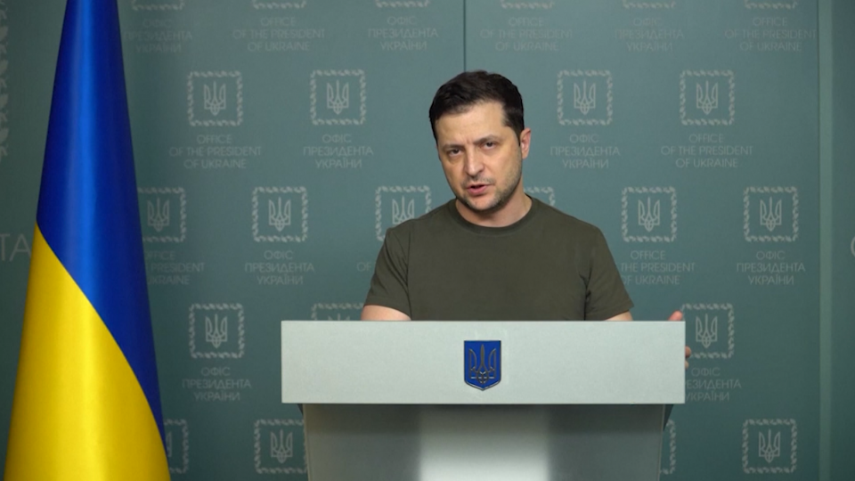 Ucraina: si aprono i negoziati, Zelensky scettico “ma proviamoci”
