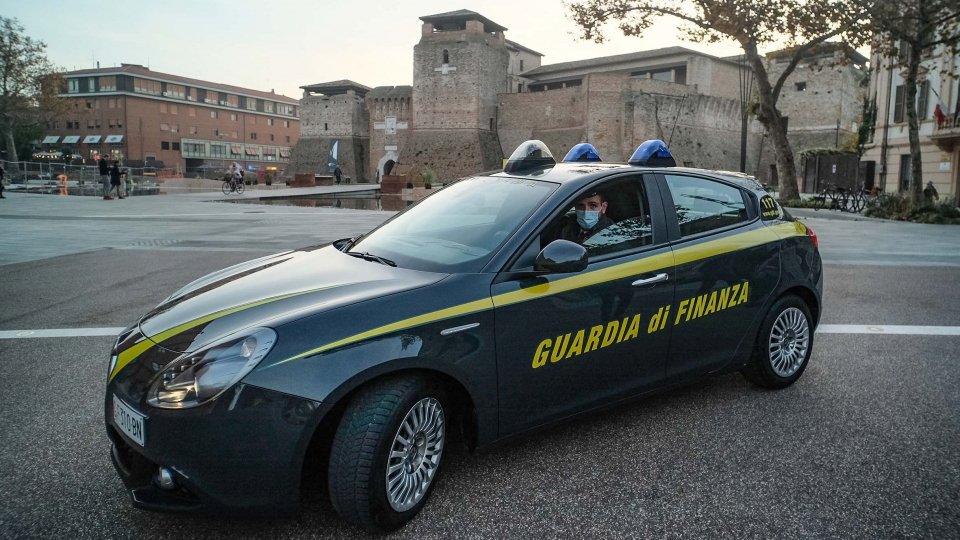 GdF Rimini: sequestrati oltre 5 mila articoli non sicuri