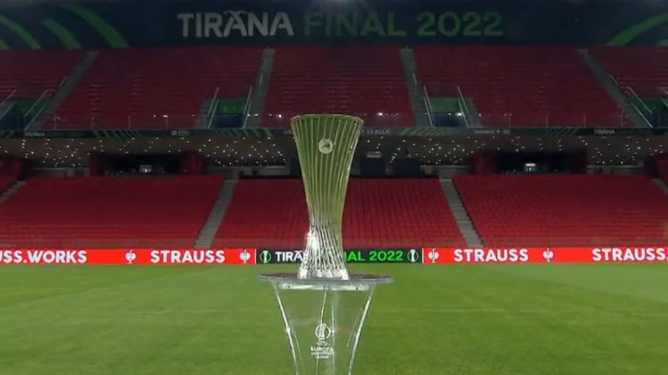 Conference League: finale tra Roma e Feyenoord, incidenti a Tirana alla vigilia