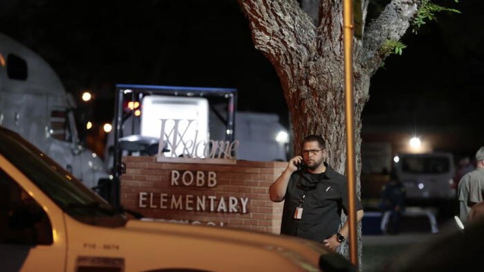 Texas: fermato uno studente armato