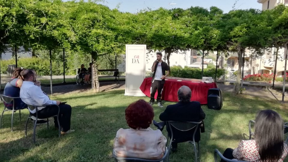 Finale inedito per il Mese Dantesco: il rap di Irol al Parco Dante Alighieri di Serravalle