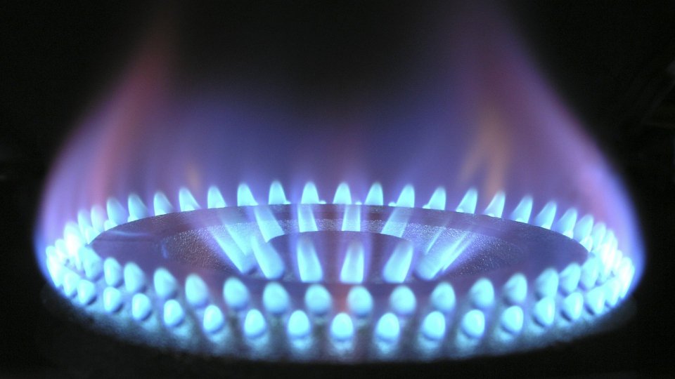 Gas: scende sotto quota 200 euro, non accadeva dal 9 agosto