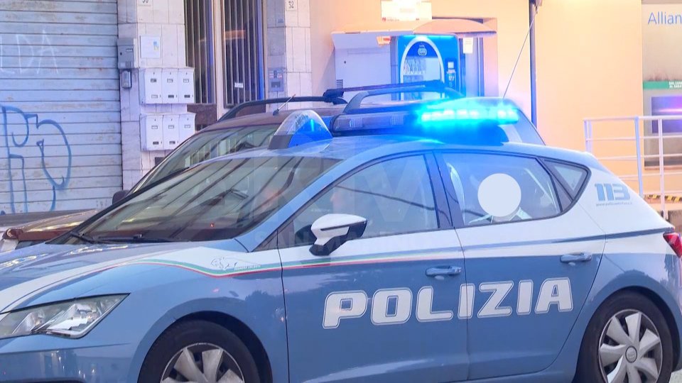 Rimini: estorsioni a ristoratori, arrestati padre e figlio