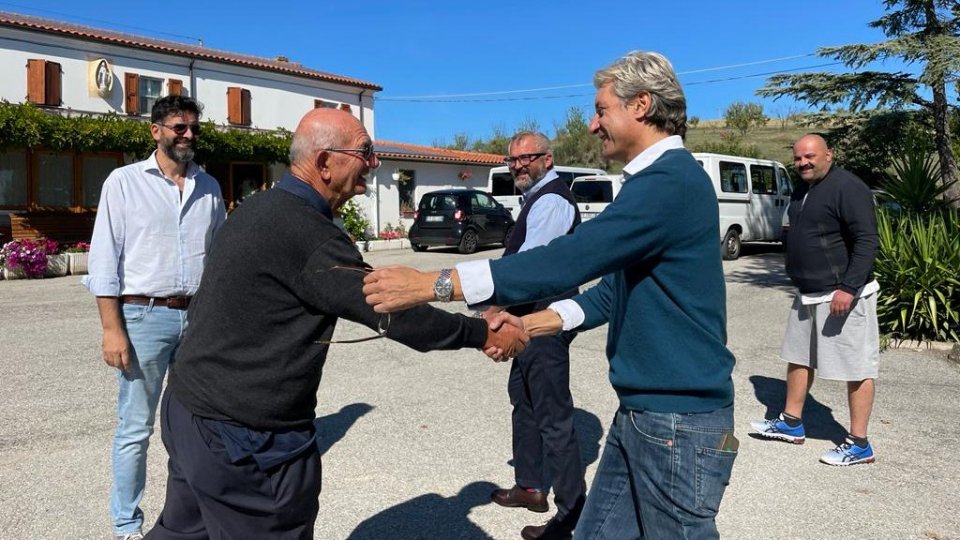 Andrea Gnassi, ultimo giorno di campagna elettorale in visita alle comunità di San Patrignano, della Papa Giovanni XXIII e da Don Nevio