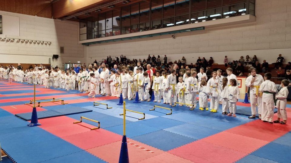 Emozioni e medaglie per l'Open International Karate for Kids 1° Memorial Riccardo Salvatori