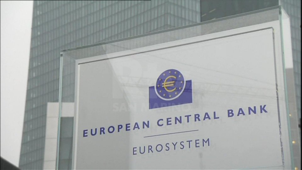 La Bce alza i tassi e richiama sul Mes
