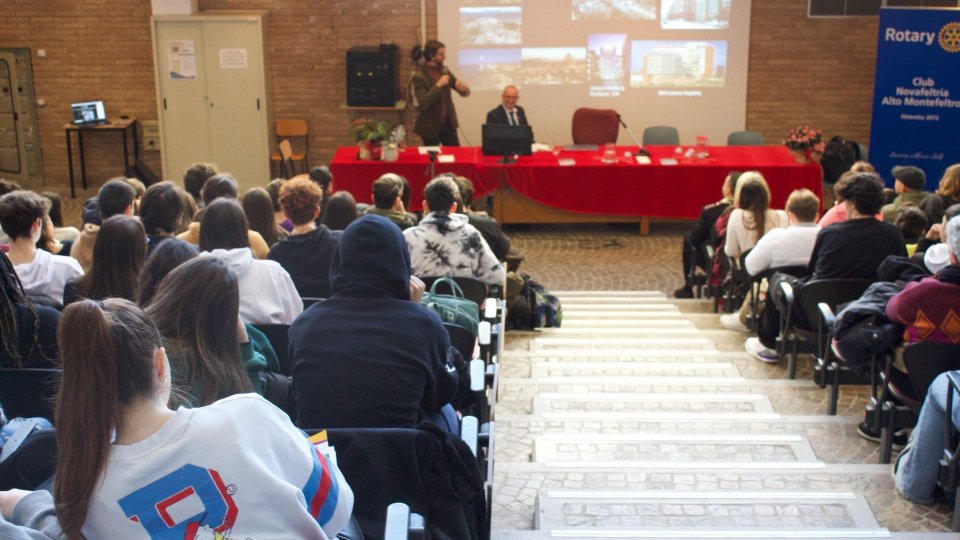 200 studenti per incontro promosso dal Rotary Club Novafeltria Alto Montefeltro ‘A scuola in salute’