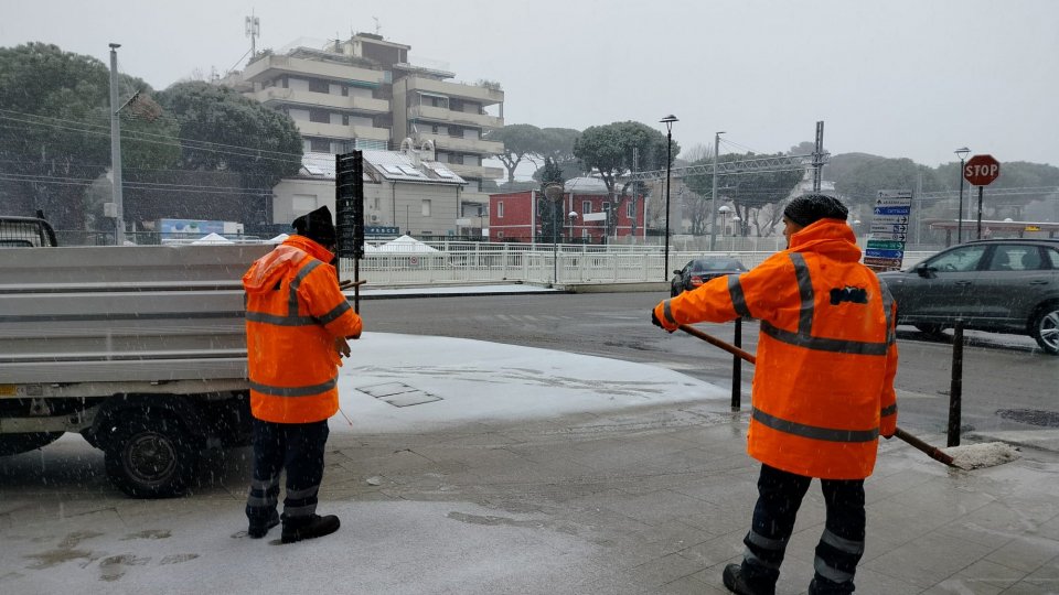 Neve a Riccione: messe in sicurezza la strade e gli accessi a sottopassi, ospedali e scuole