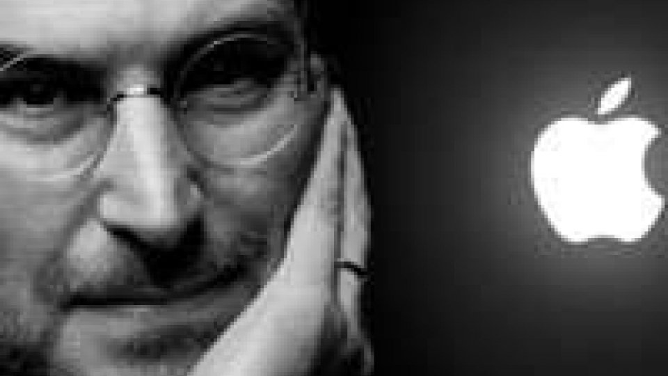Un anno fa la morte di Steve Jobs: tanti i messaggi in rete