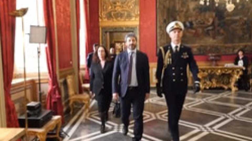Il presidente della Camera Roberto FicoIl presidente Fico a Bruxelles, intanto il ministro Tria lancia piano anti abusi