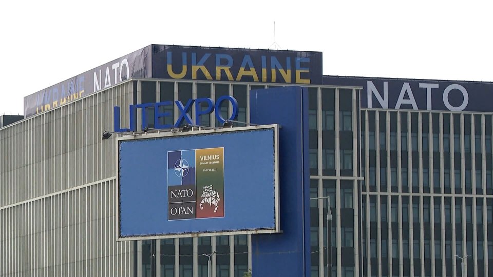 La Nato accorcia i tempi per l'adesione dell'Ucraina