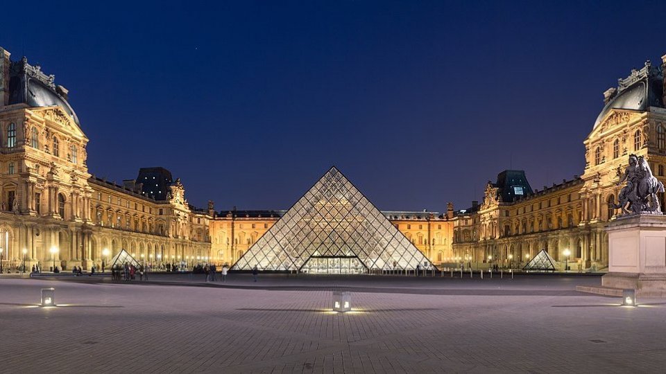 Il Louvre di Parigi. Immagine di @Benh LIEU SONG (Licenza creative commons)