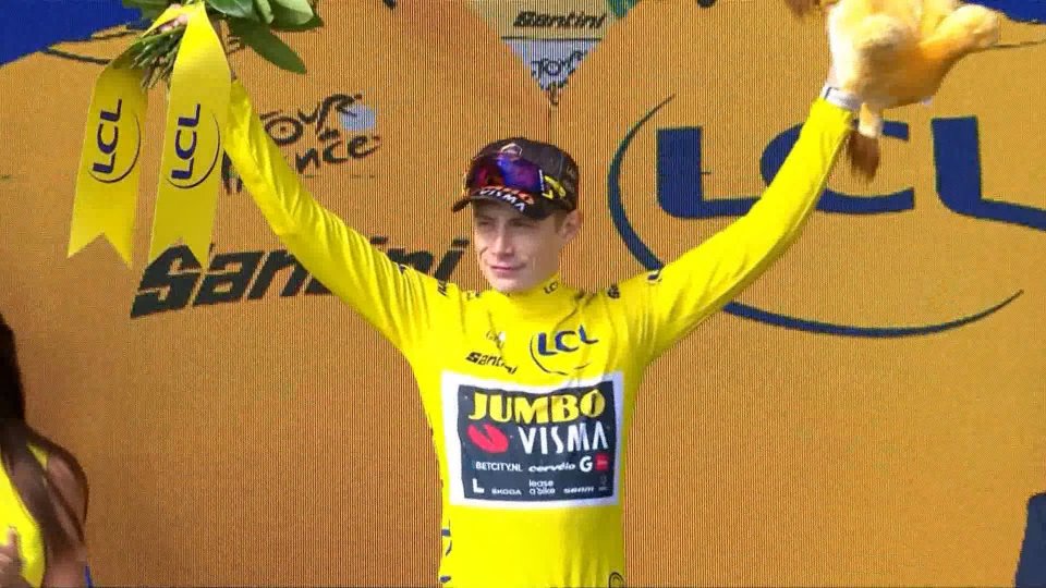 Tour de France, Pogacar ritrova il sorriso ma Vingegaard è ancora re