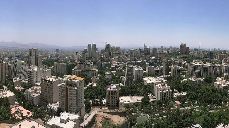 La città di Teheran. Immagine Wikipedia di @Saman Marzban in licenza creative commons