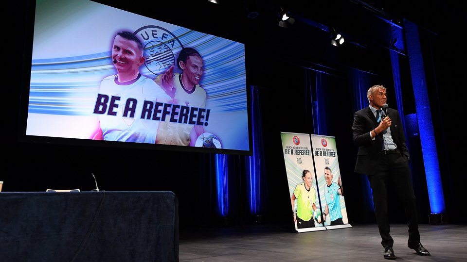 Roberto Rossetti presenta il progetto UEFA “Be a referee!” (Credit: uefa)la campagna Uefa