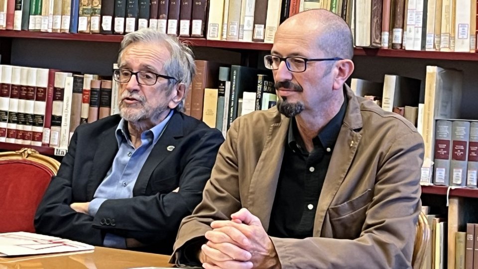 Giovanni Brizzi e Andrea Santangelo alla presentazione dell'evento alla biblioteca alessandrina della Sapienza (@Svagaia)