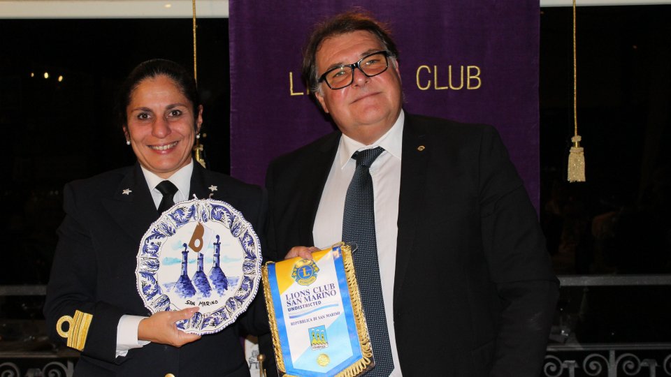 Il Comandante della Capitaneria di Porto di Rimini alla serata di apertura dell’anno sociale Lions Club San Marino Undistricted