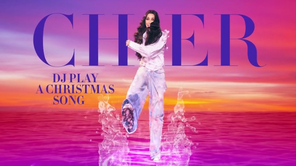 Immagine dalla pagina FB ufficiale di Cher