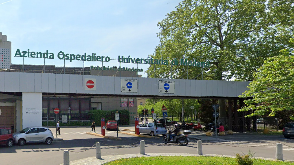 Modena: donna accoltellata alla gola dal figlio 13enne