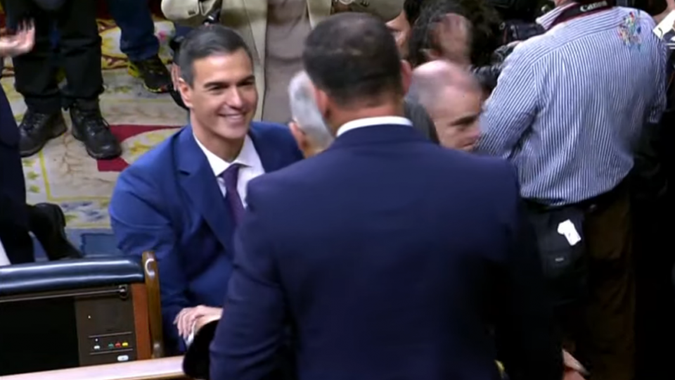 Spagna: fiducia accordata a Pedro Sanchez, premier per la terza volta