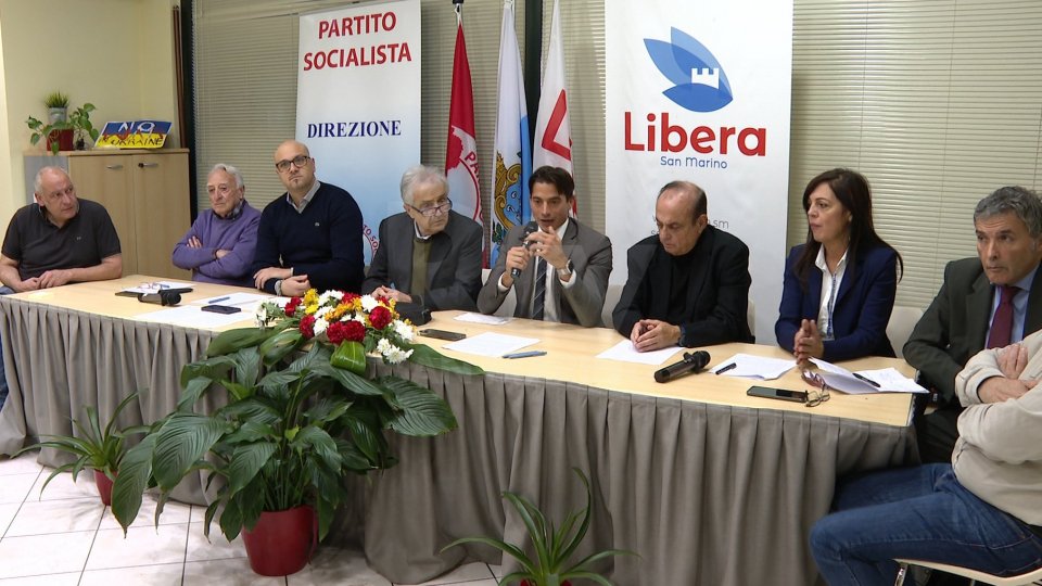 Esponenti di Libera e del Partito Socialista in conferenza stampaNel servizio l'intervista a Matteo Ciacci (Libera) e a Erik Casali (Partito Socialista)