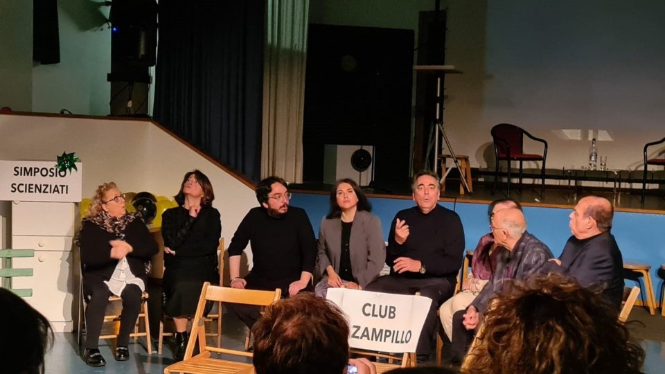 Domenica 26 novembre al Centro Sociale di Fiorentino il Piccolo Teatro Arnaldo Martelli ha aperto la stagione teatrale 2023/2024 con lo spettacolo “La vita è una luna park 2”