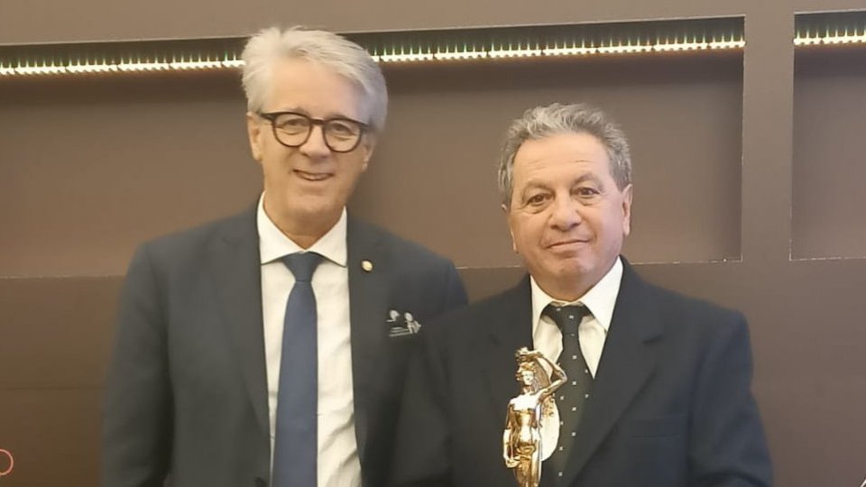 Maurizio Mularoni premiato con il "Fib Award Personaggio Internazionale"
