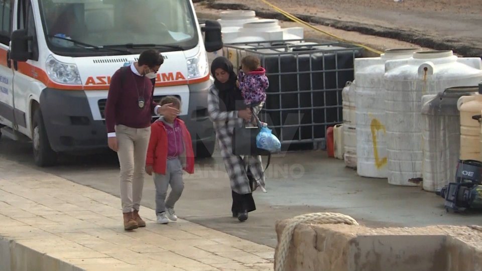 Migranti a Lampedusa (foto archivio RTV)