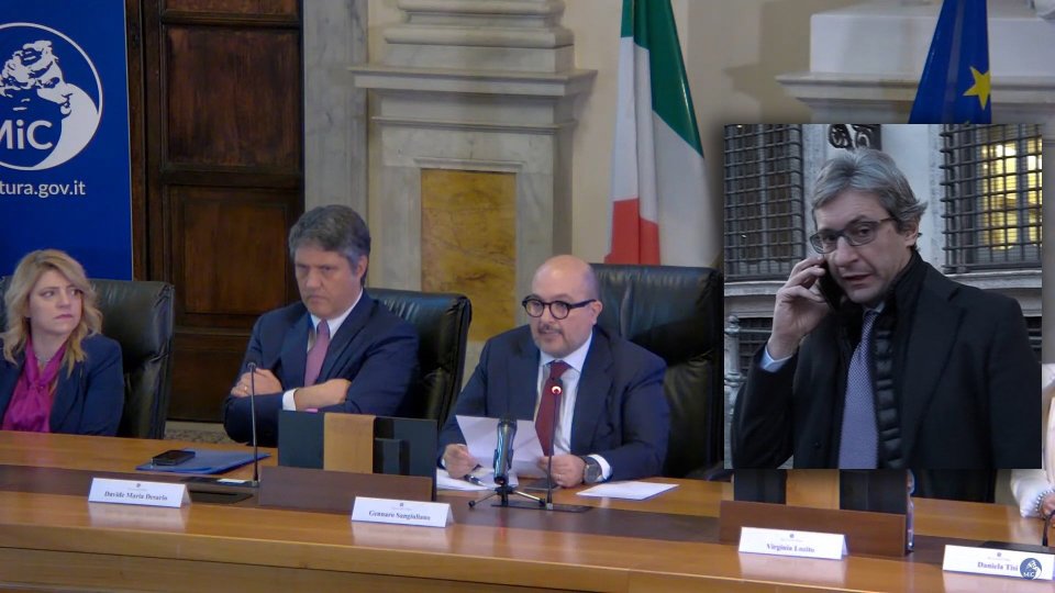 Sentiamo Gennaro Sangiuliano, Marco Marsilio, Pierluigi Biondi, Davide Maria Desario, e Jamil Sadegholvaad