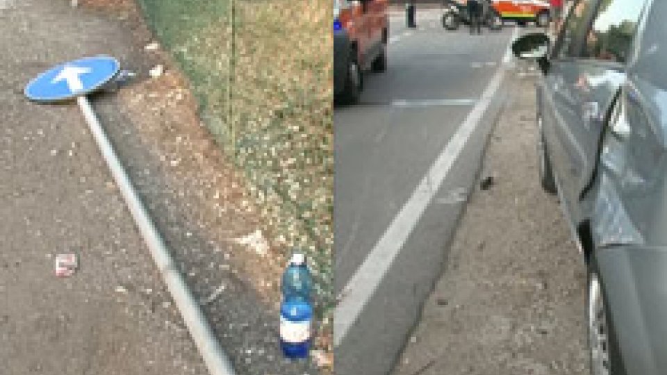 I rilievi dell'incidenteRimini: incidente in Via Tonale, motociclista finisce contro un palo della segnaletica. È grave