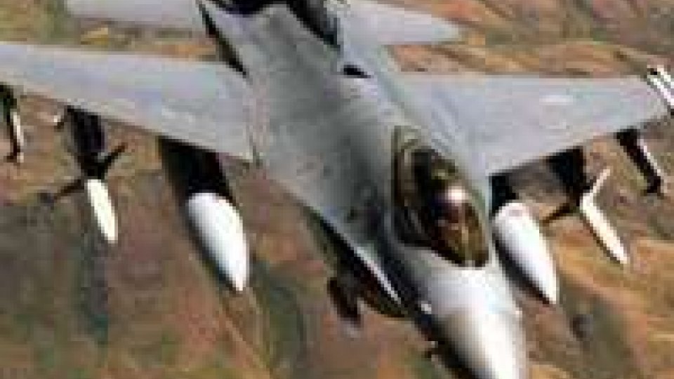 Aviano, sparisce caccia F16 americano: "Forse è caduto in mare"
