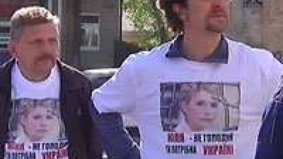 La politica coinvolge lo sport. Euro 2012: caso Timoshenko, Ue verso boicottaggio