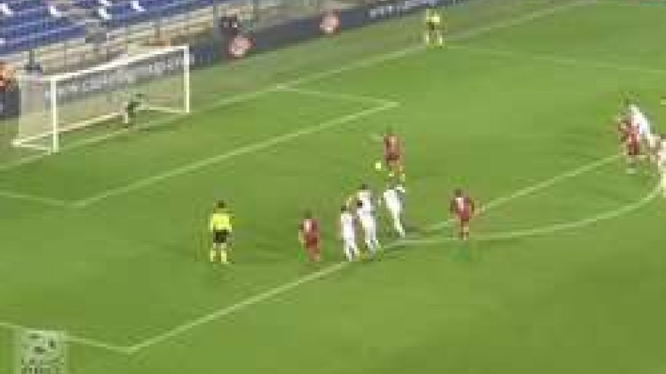 Reggiana-Lumezzane 2-0Reggiana super: un gol per tempo per stendere il Lume