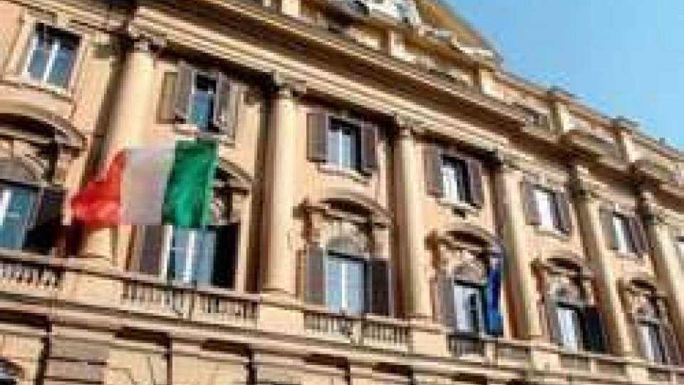 Ministero Economia e FinanzeOffensiva Gdf: Palazzo Begni attende un segnale da Roma