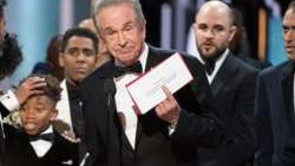 Oscar, gaffe sul film vincitore per colpa di un tweet